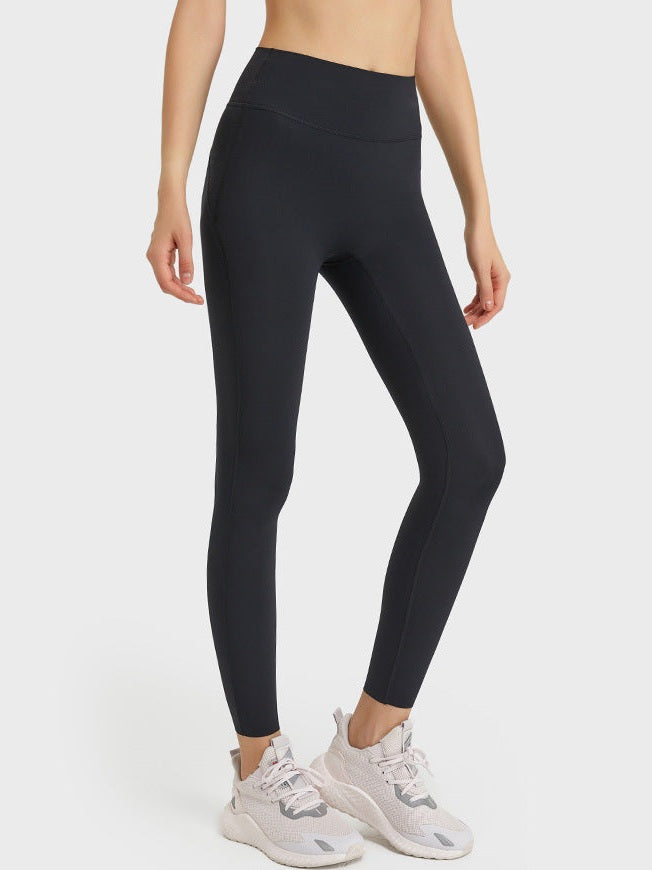 بنطال ضيق عالي الخصر بدون درزات