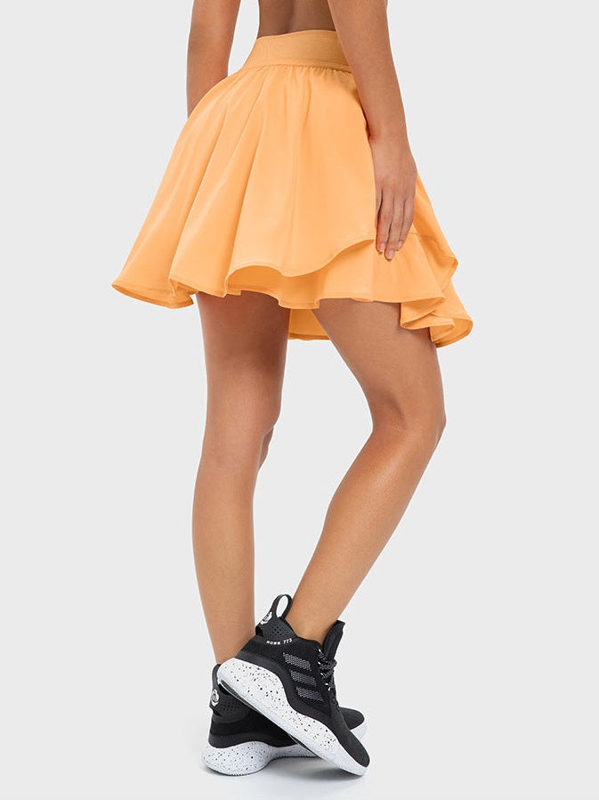 تنورة تنس مع شورت مدمج