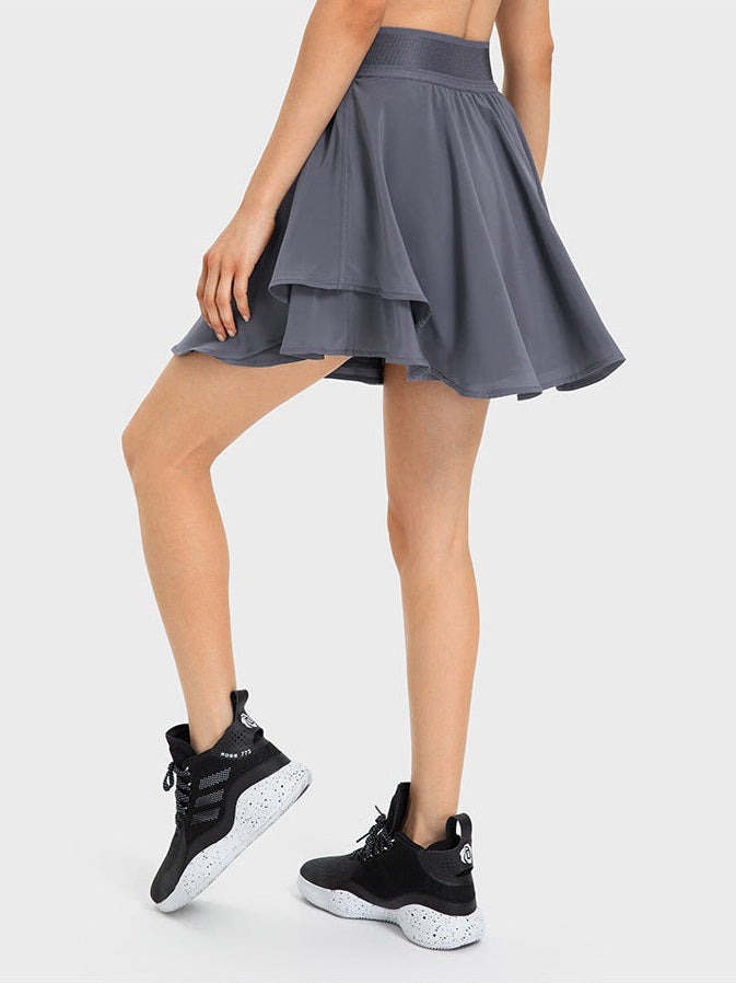 تنورة تنس مع شورت مدمج