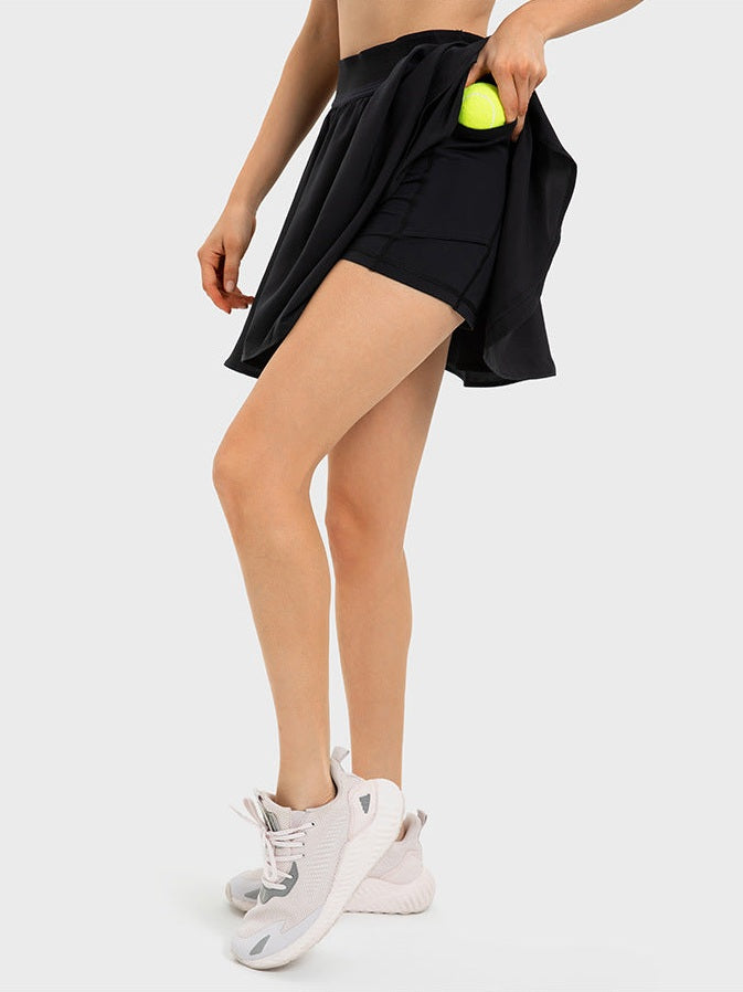 تنورة تنس مع شورت مدمج