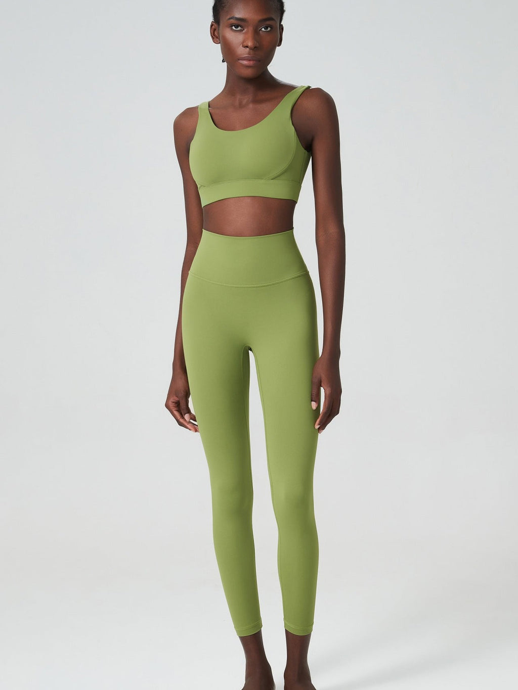 مجموعة يوغا ذات ظهر عميق