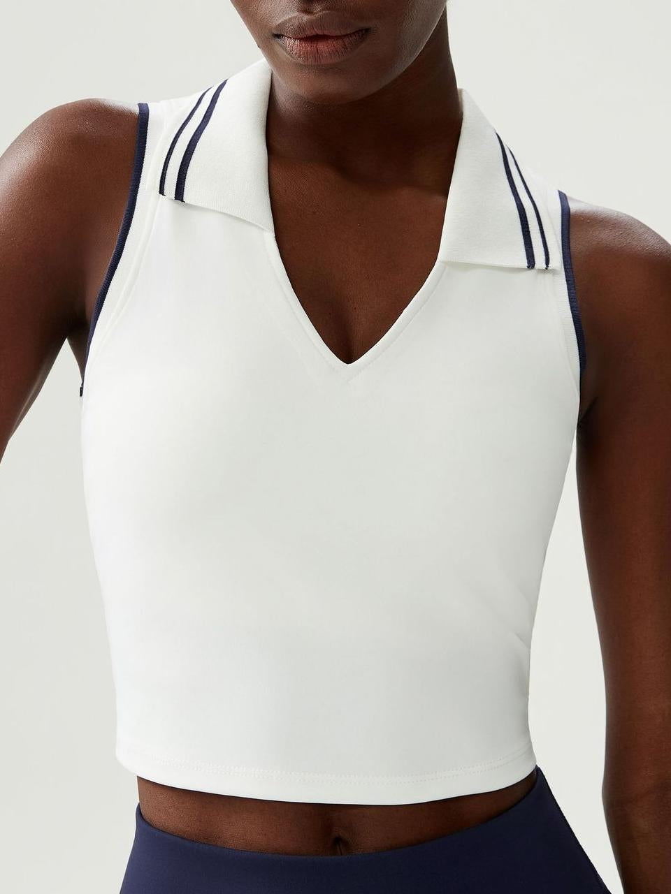 قميص داخلي بياقة واقفة