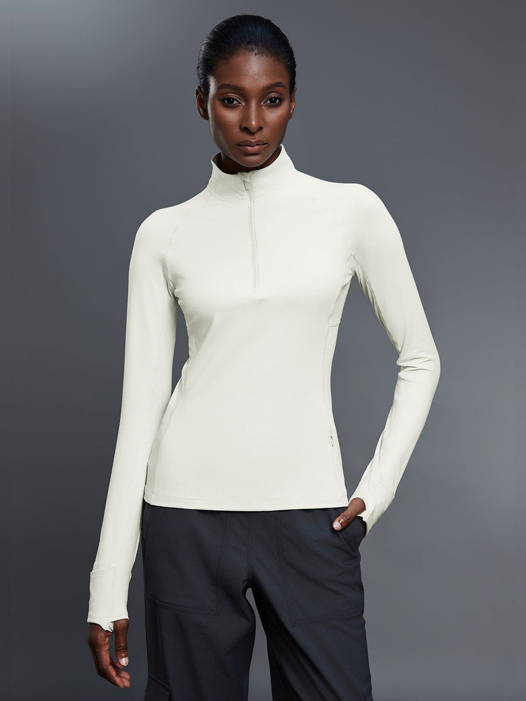 بلوزة يوغا بياقة واقفة وسحّاب