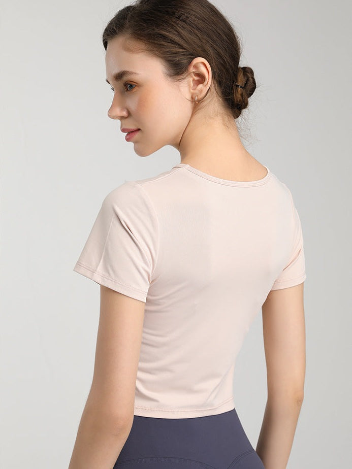 تي شيرت قصير سريع الجفاف