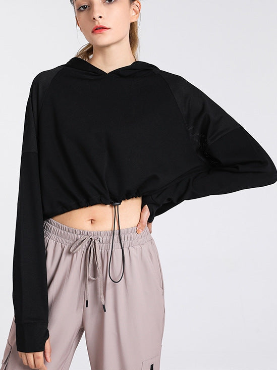 سترة رياضية بغطاء للرأس