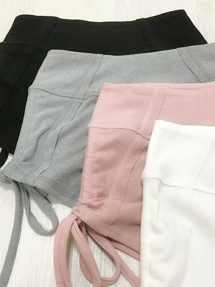 شورت يوغا مضلع برباط