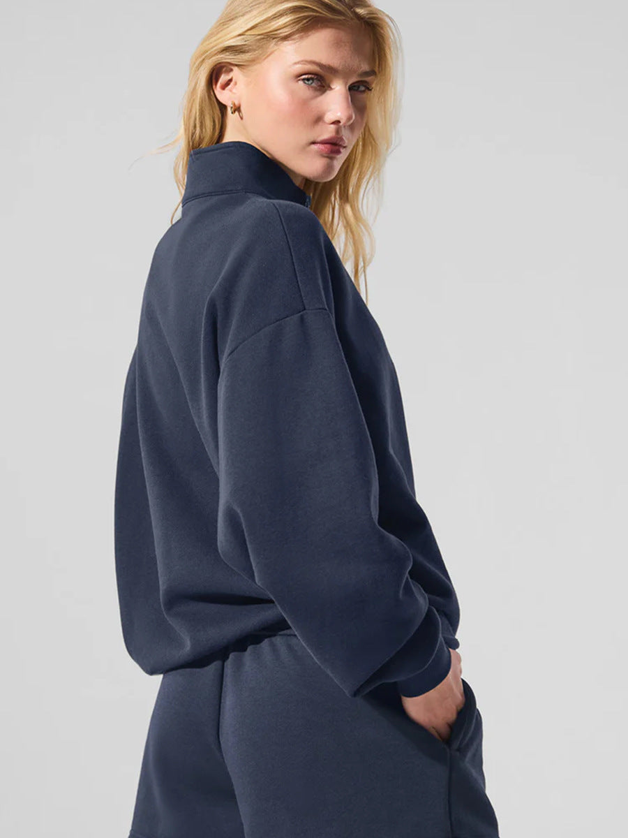 هودي منقوش بنصف سحاب وياقة قائمة