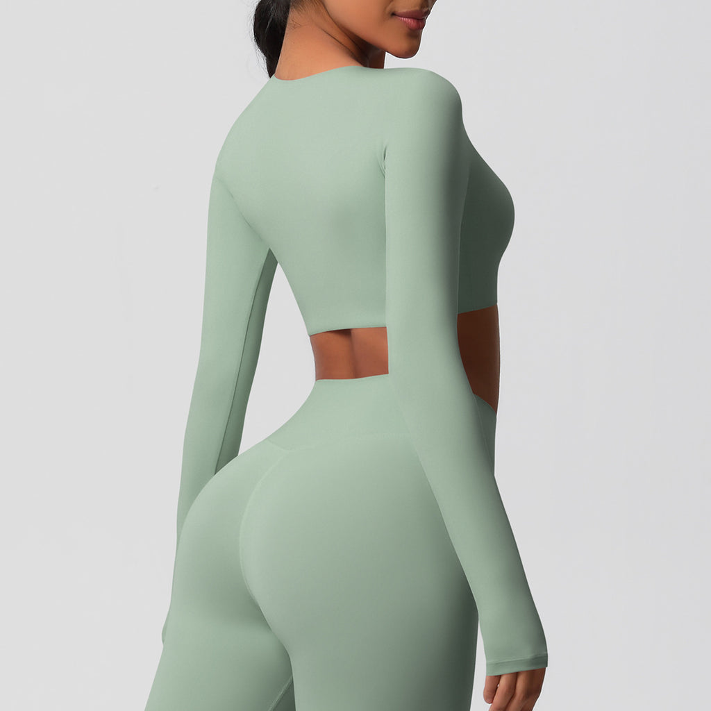 بلوزة شتوية بأكمام طويلة مع وسادة صدر