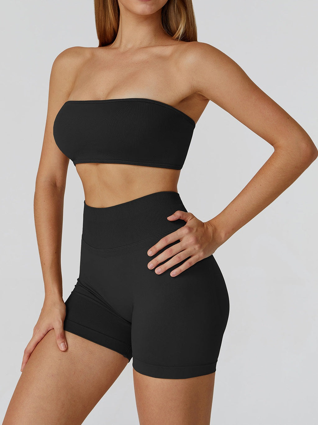 Nahtloser Sport-BH mit Cut-Outs