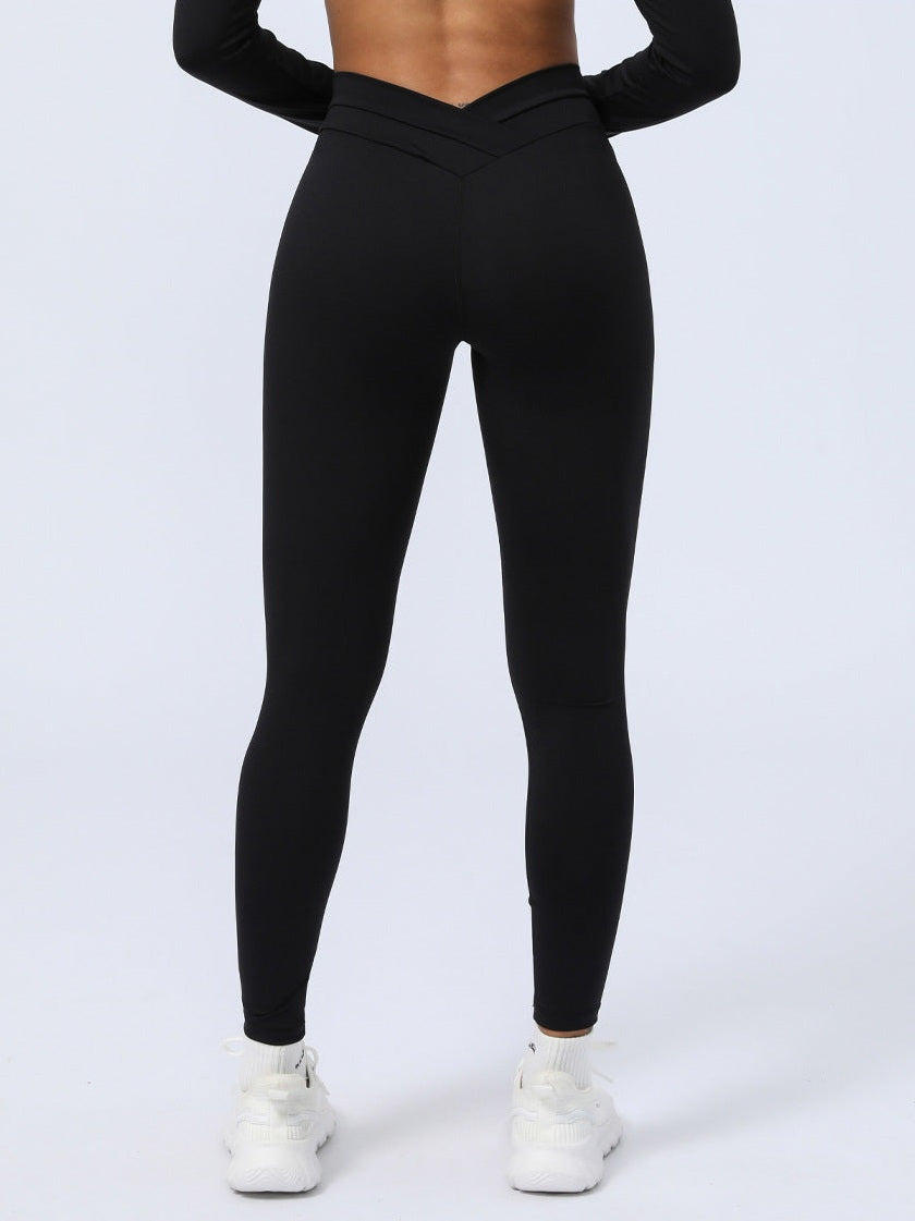 بنطال يوغا مطرز بتطريز الصليب