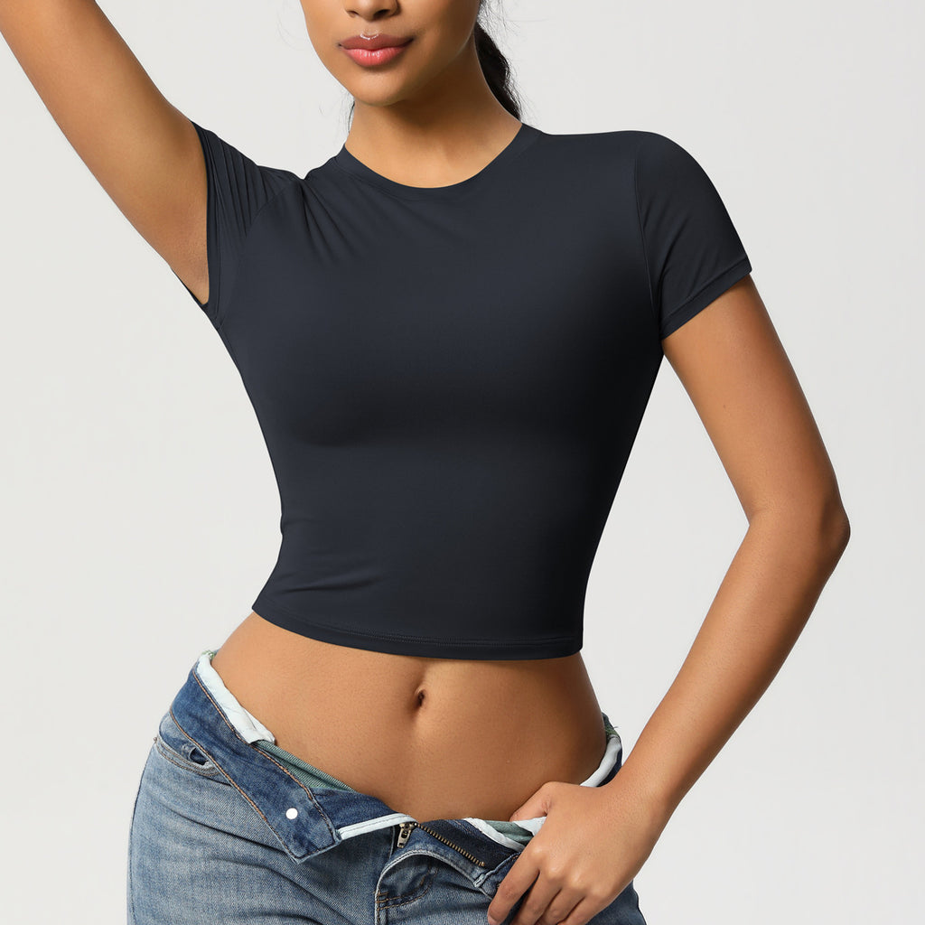 تي شيرت أداء المحاصيل