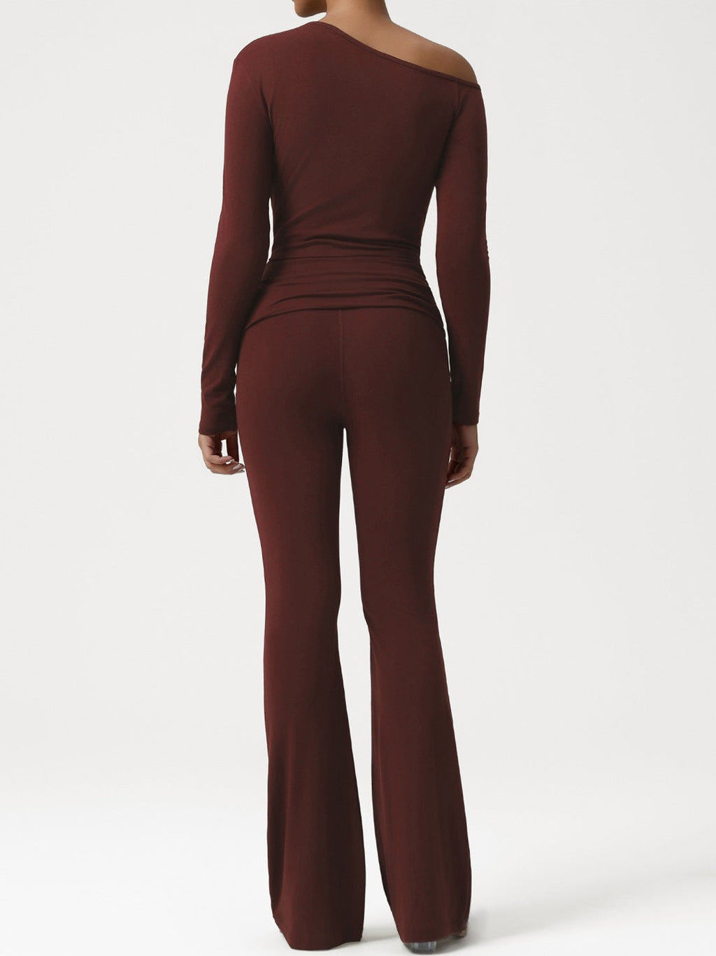 مجموعة أكتاف مائلة للخريف