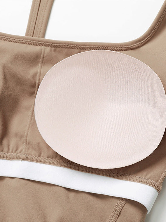 فستان رياضي مرقع