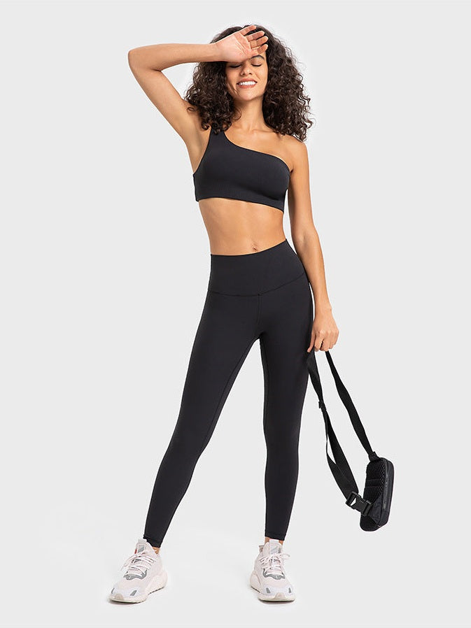 حمالة صدر رياضية مخططة بفتحة ضلعية