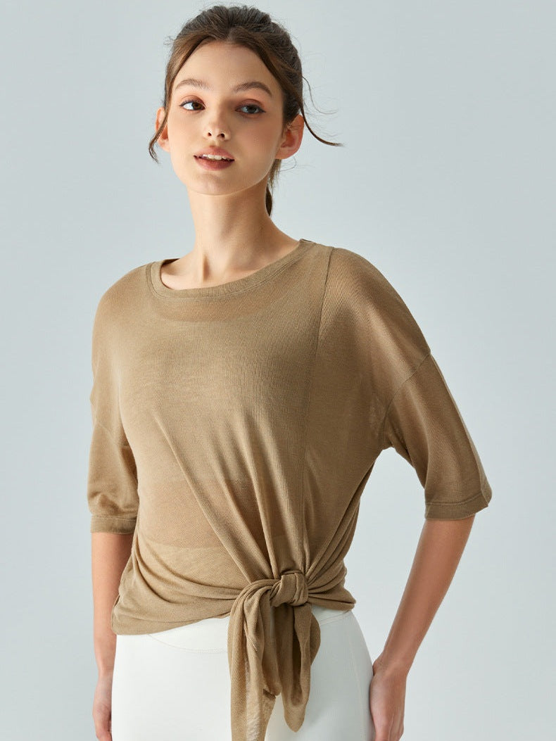 تي شيرت يوغا بفتحة جانبية