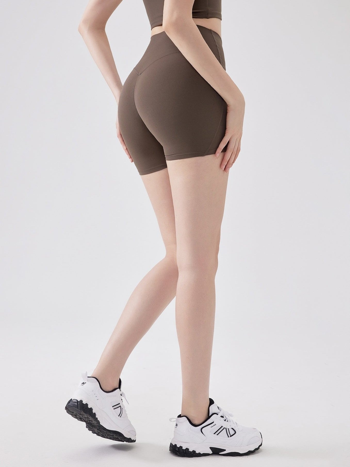 شورت راكبي الدراجات النارية عالي الخصر