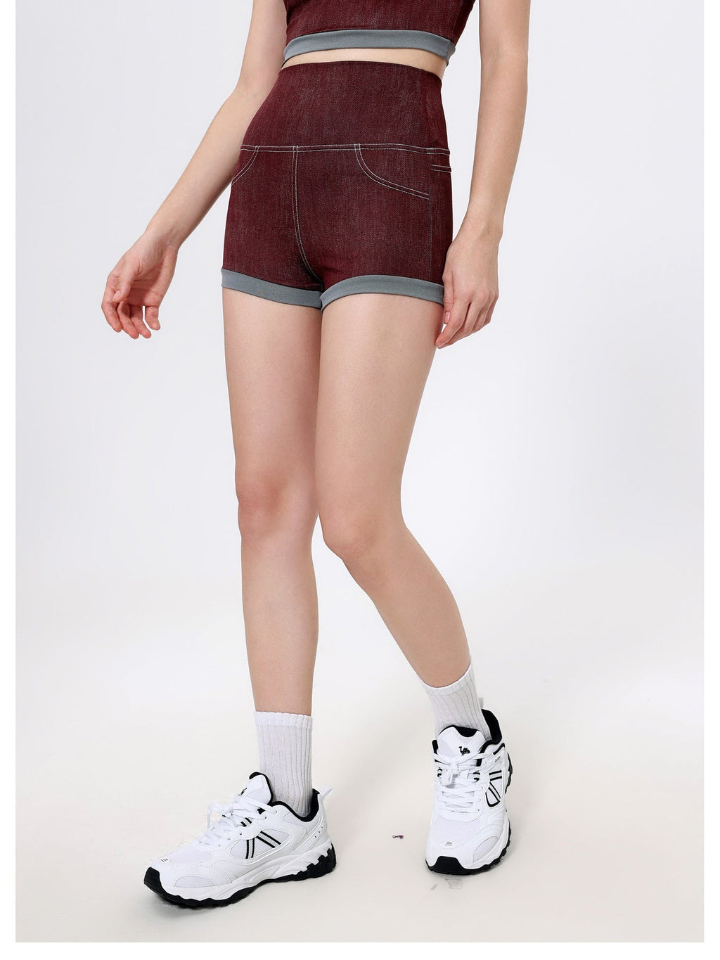 شورت يوغا عالي الخصر