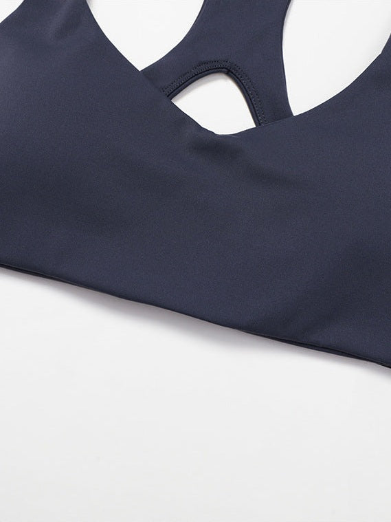 حمالة صدر رياضية بفتحة متقاطعة