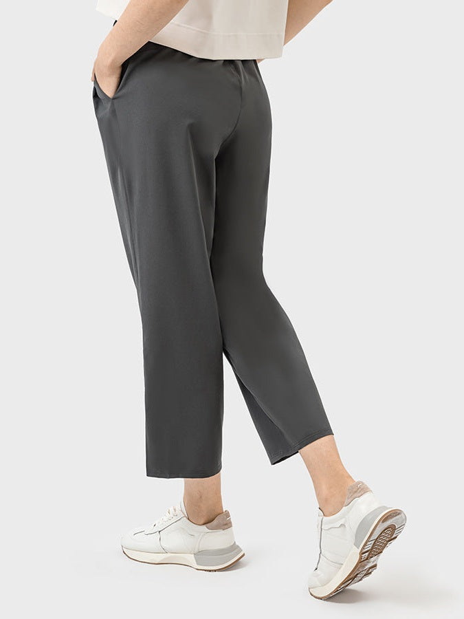 بنطال رياضي قصير