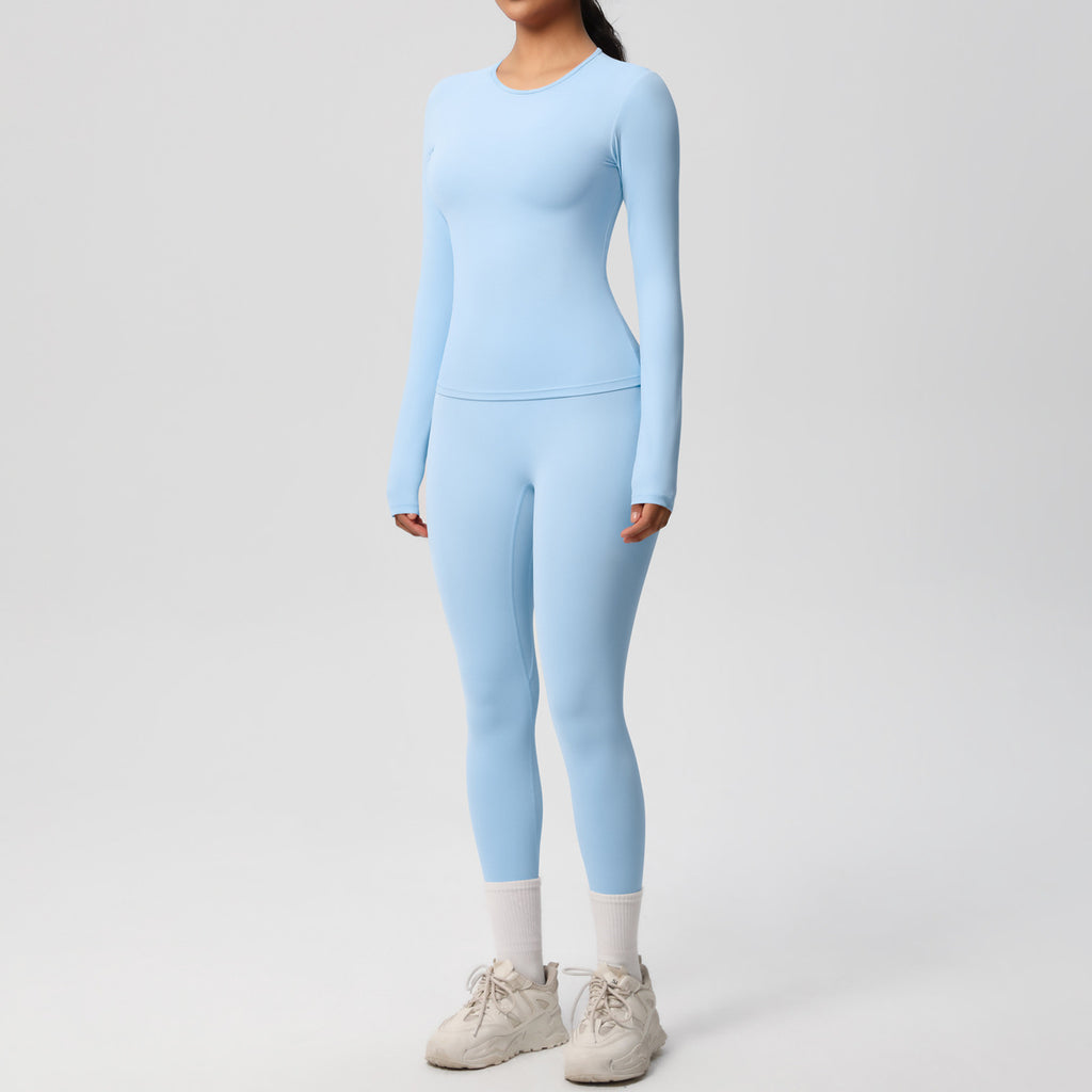 طقم يوغا بأكمام طويلة