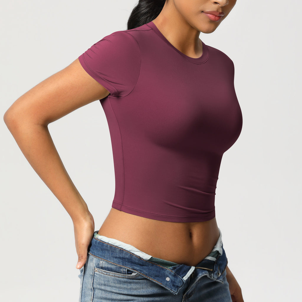 تي شيرت أداء المحاصيل