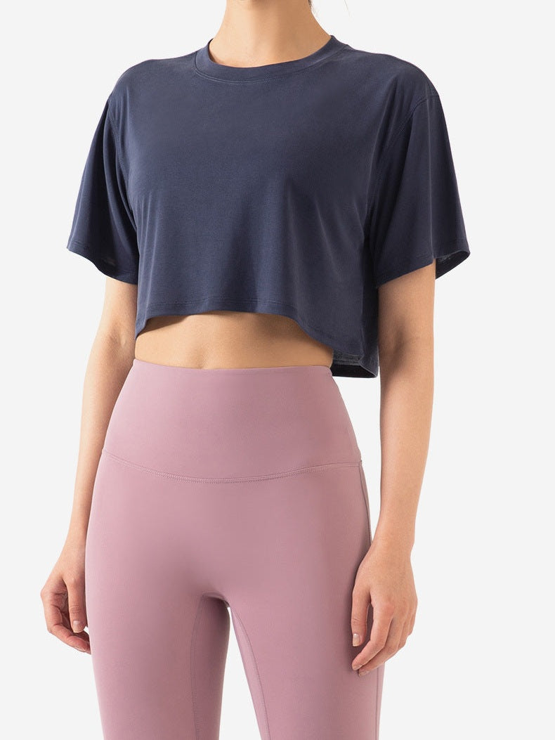 تي شيرت رياضي قصير