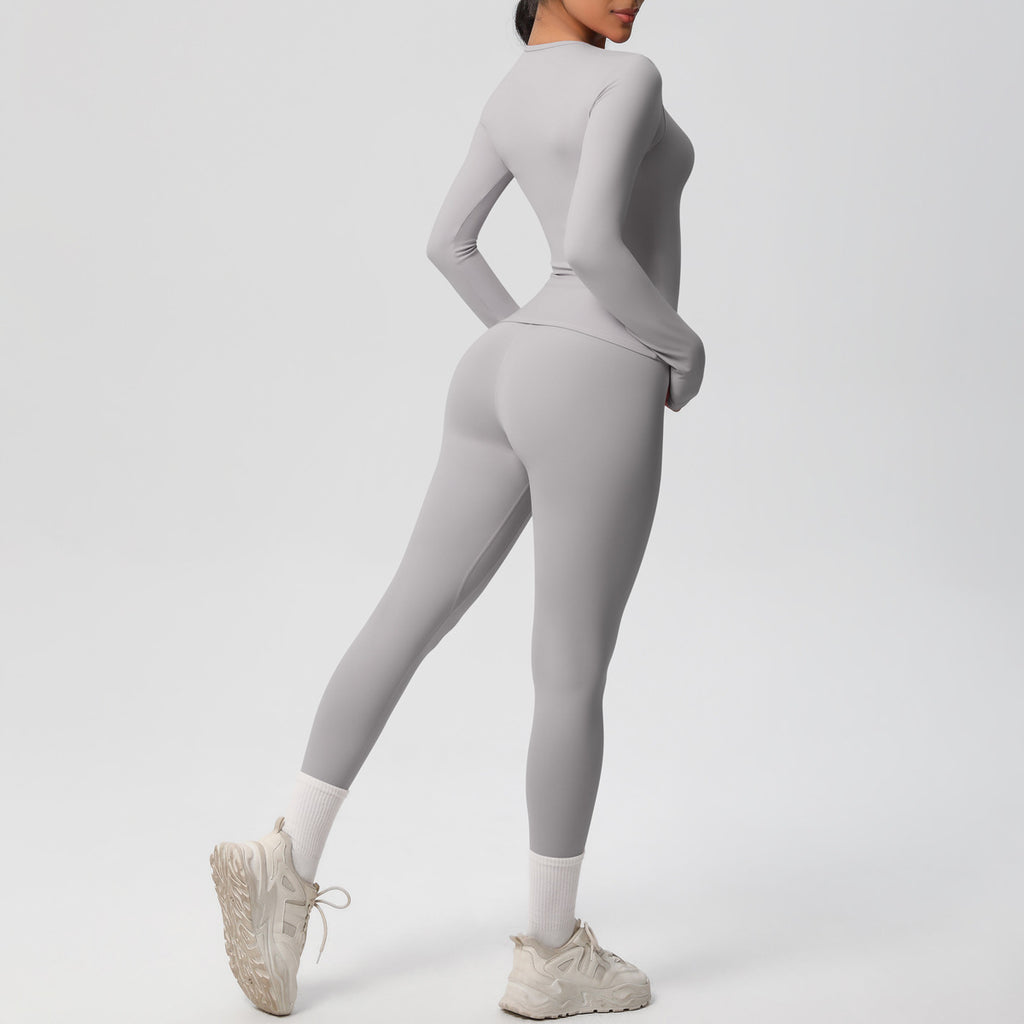 طقم يوغا بأكمام طويلة