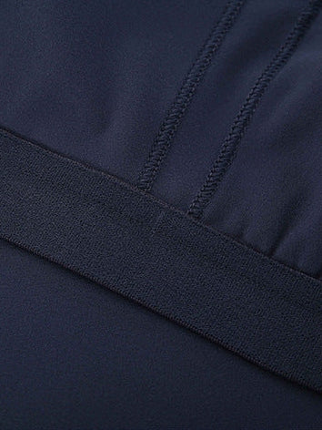 Tanktop mit V-Ausschnitt und U-Rücken