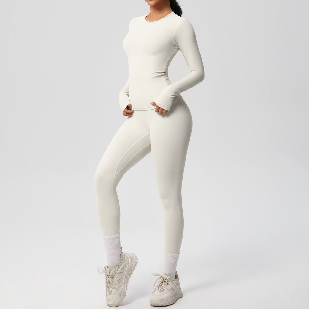 طقم يوغا بأكمام طويلة