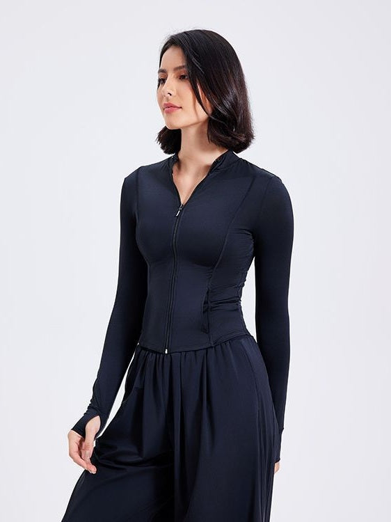 سترة خارجية بقصّة Slim-Fit