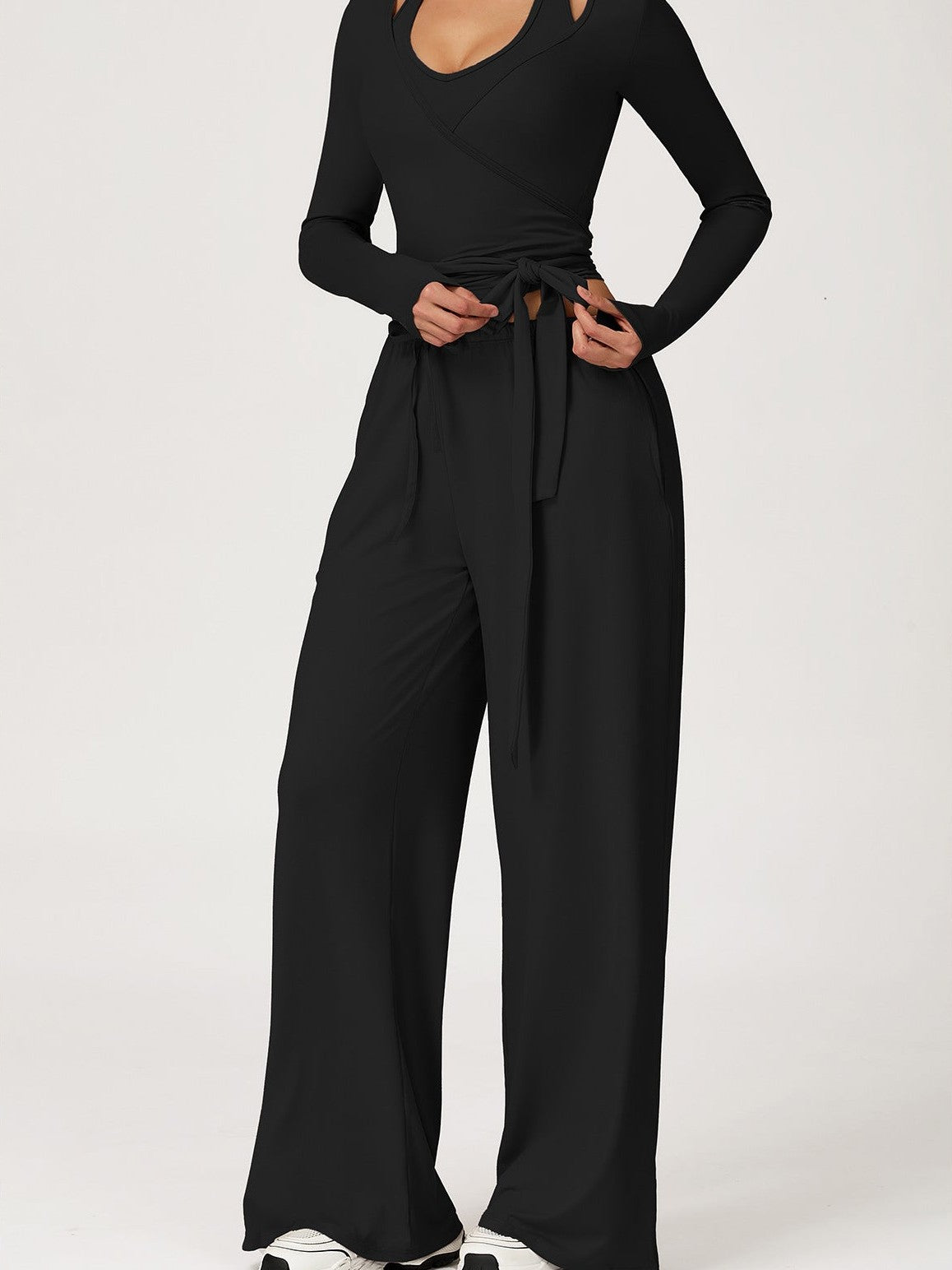 Yoga-Top mit langen Ärmeln und Bindebändern vorne