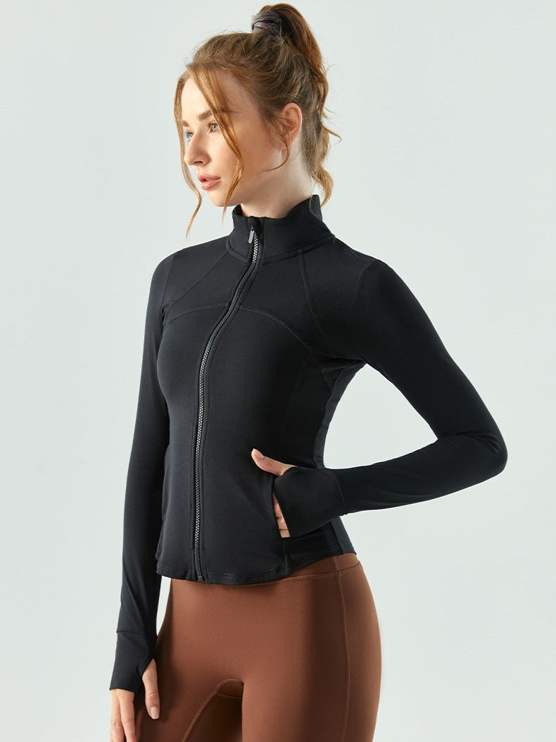 سترة مقاومة للرياح وياقة واقفة