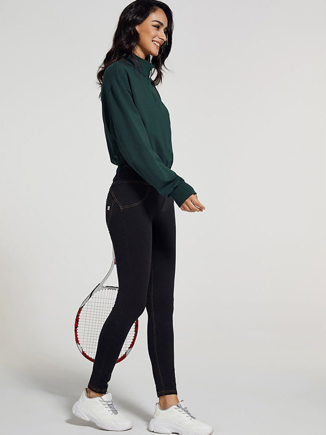 سترة بسحاب وياقة طويلة