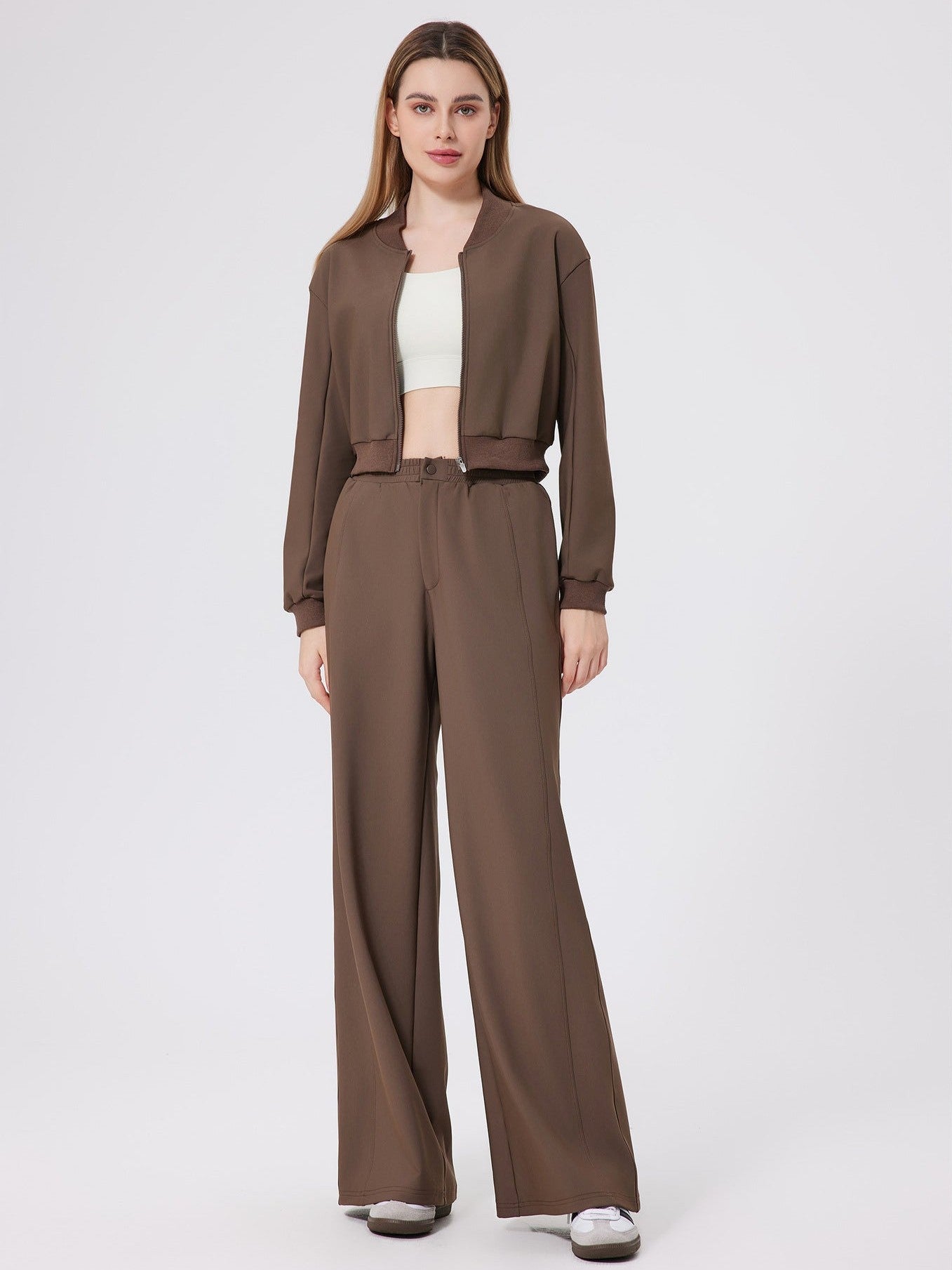 سترة خارجية مقاومة للرياح