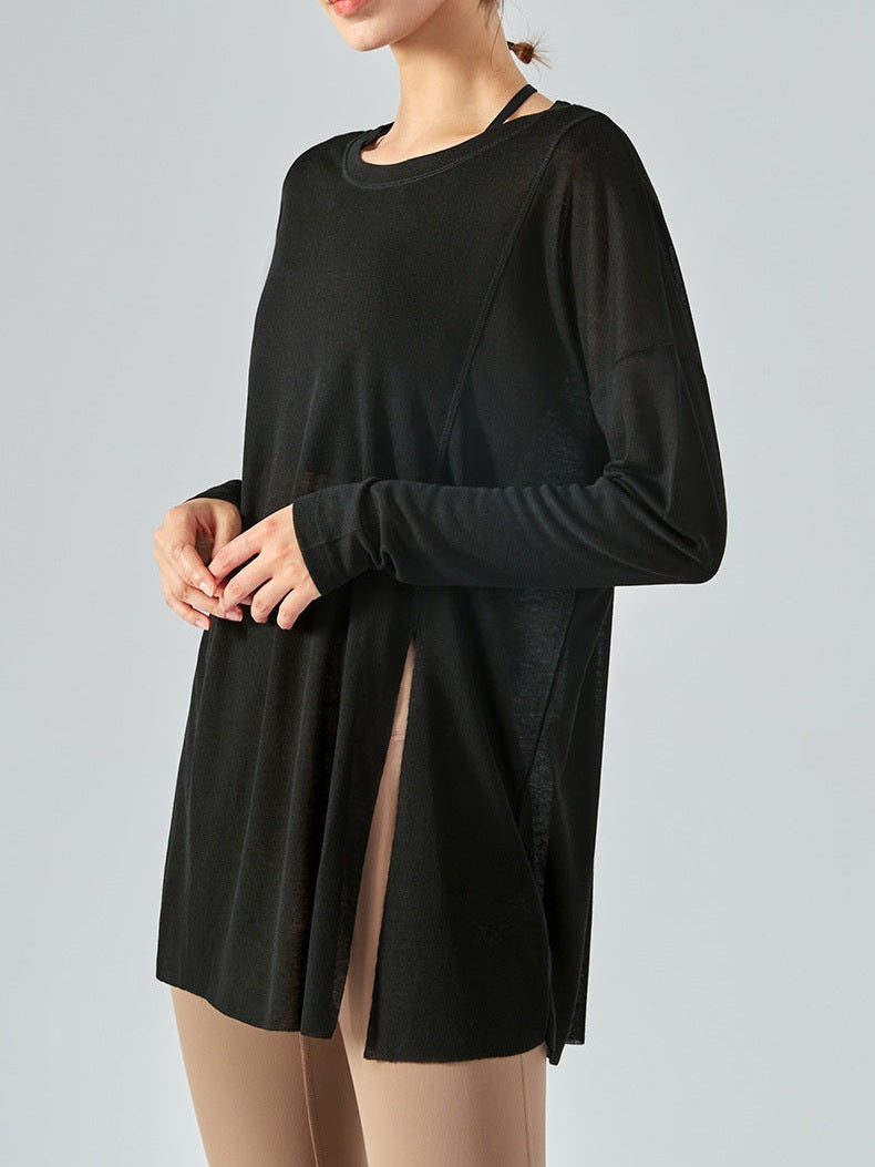 بلوزة معقودة بأكمام طويلة