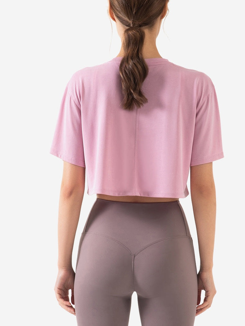 تي شيرت رياضي قصير