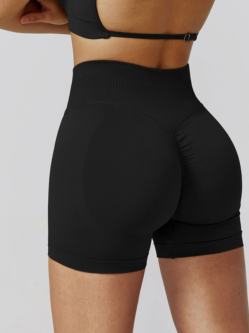 شورت يوغا عالي الخصر بدون درزات