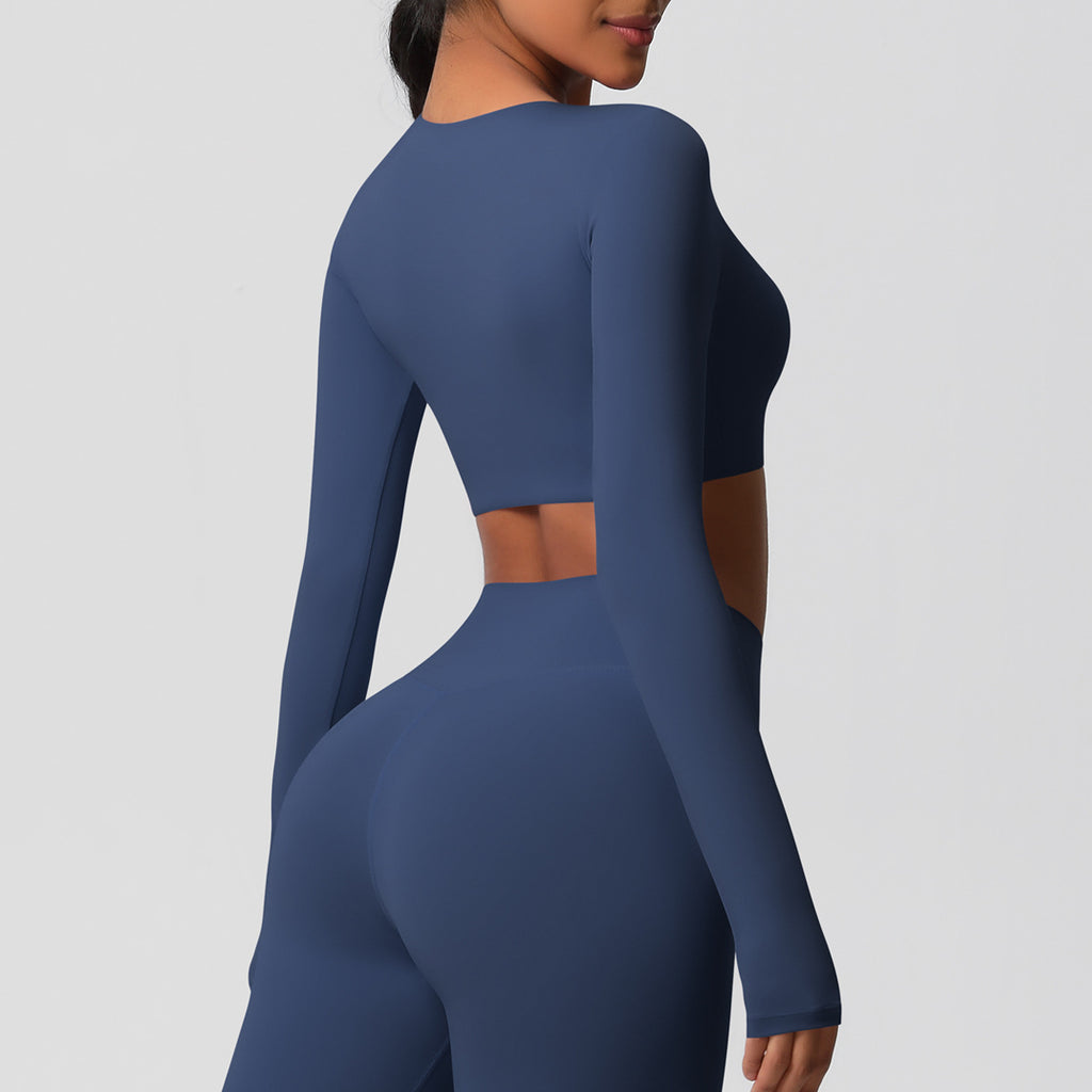 بلوزة شتوية بأكمام طويلة مع وسادة صدر