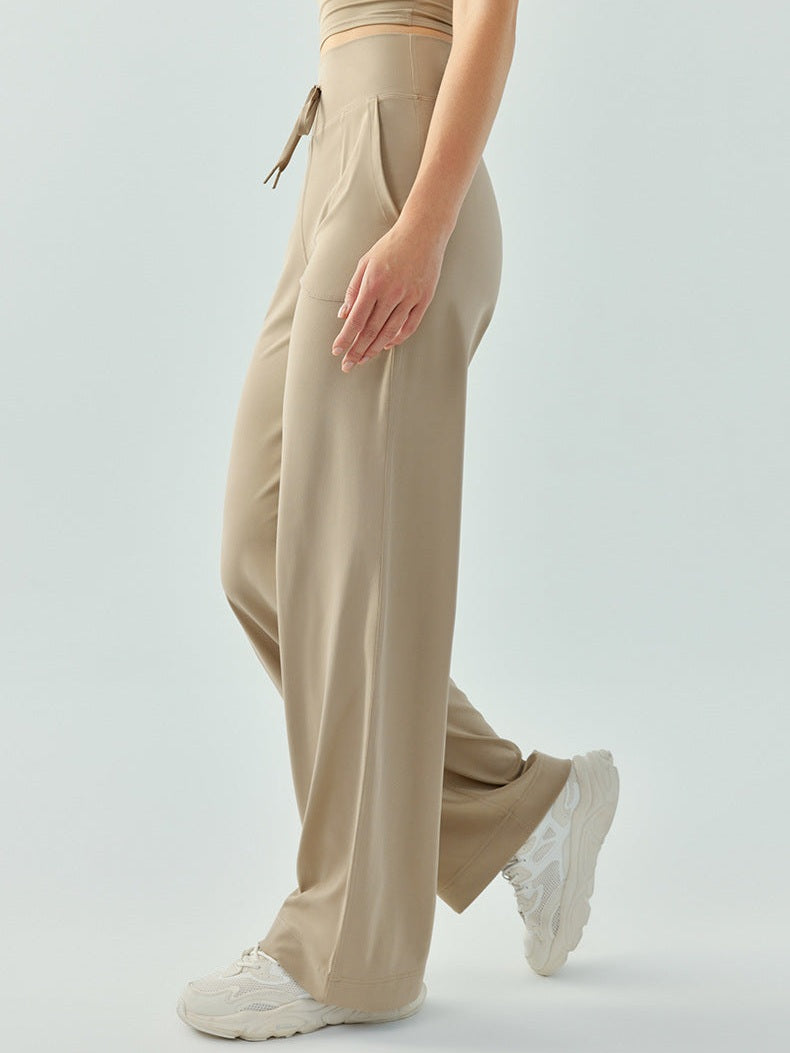 Jogginghose mit großer Tasche