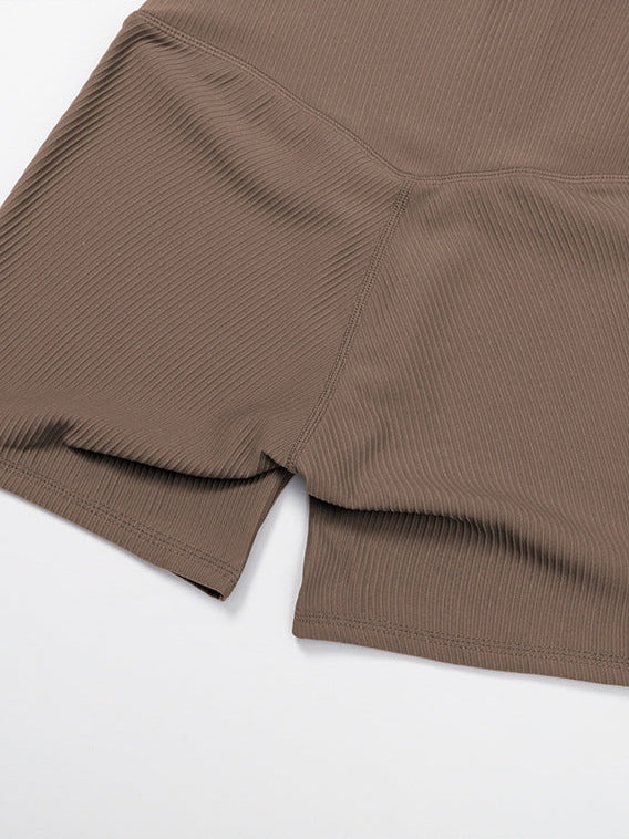 شورت يوغا بخيوط عالية الخصر