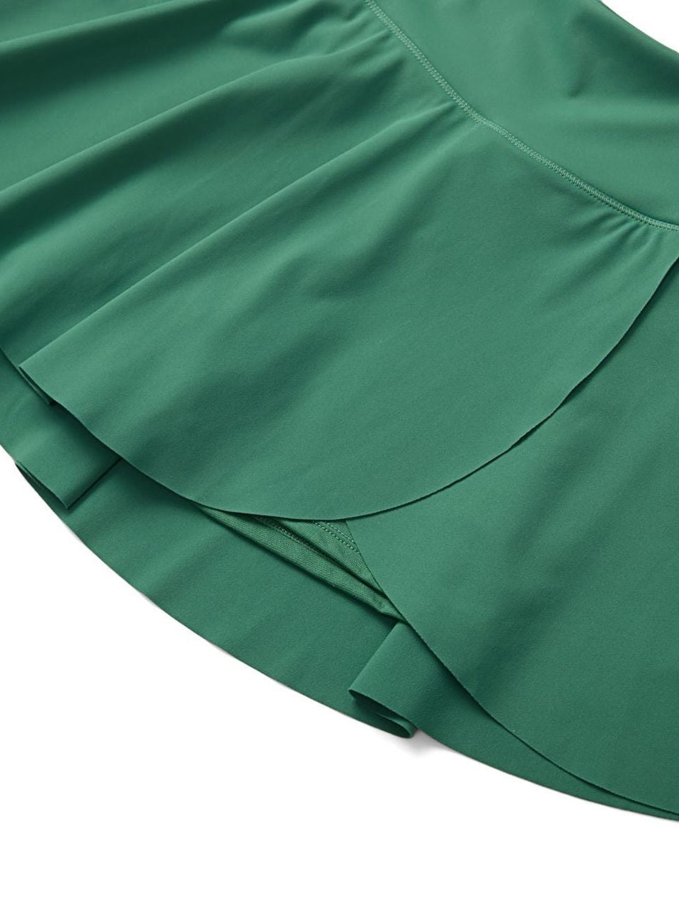 تنورة رياضية سريعة الجفاف