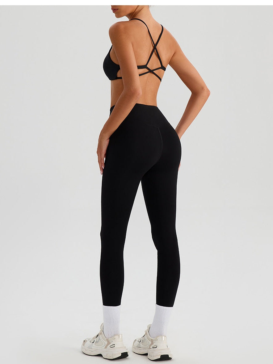 بنطال يوغا بخصر عالٍ وملمس عاري