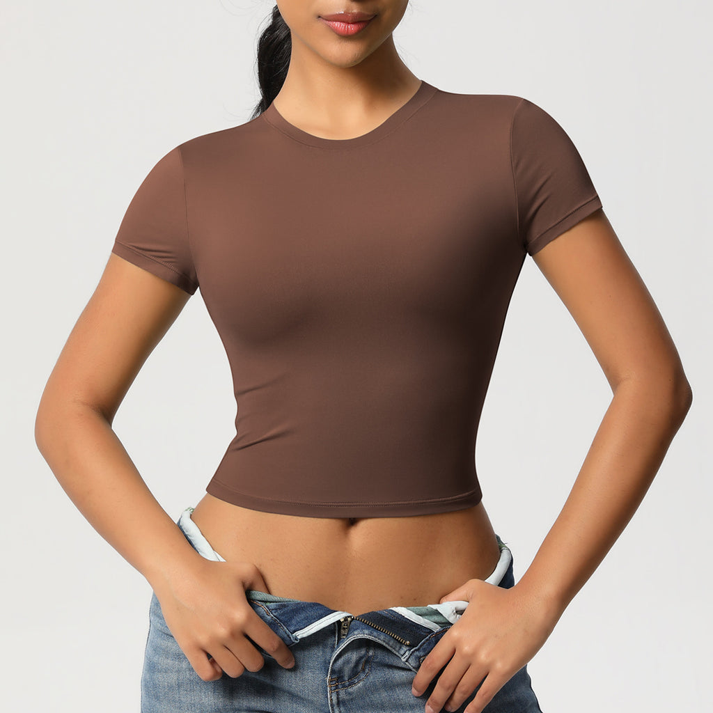 تي شيرت أداء المحاصيل