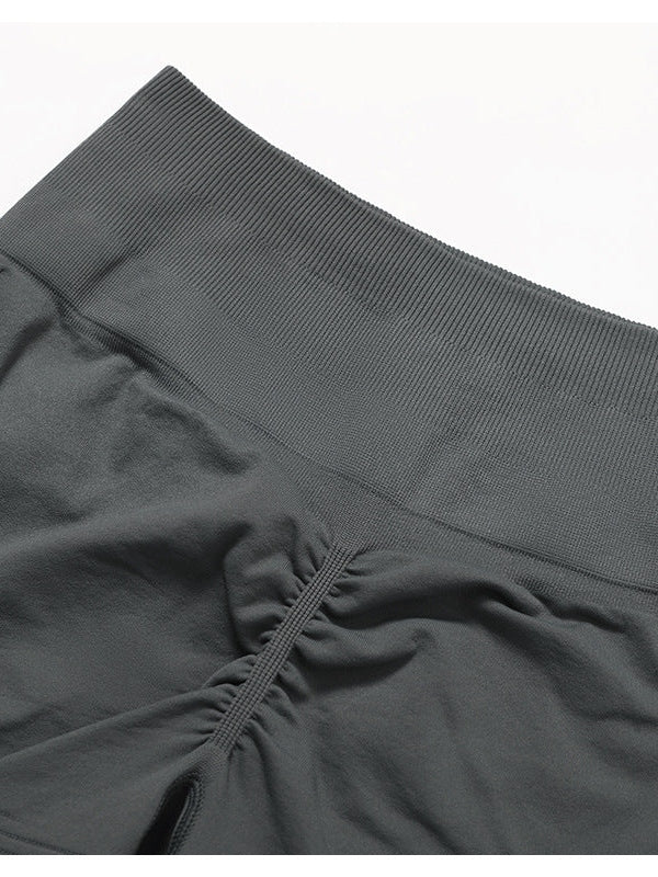 شورت يوغا عالي الخصر بدون درزات