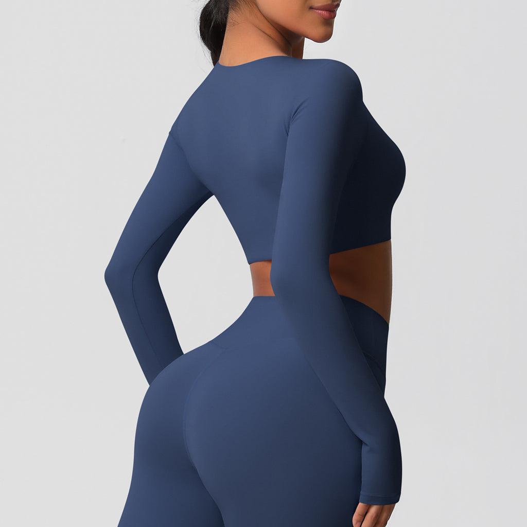 بلوزة شتوية بأكمام طويلة مع وسادة صدر