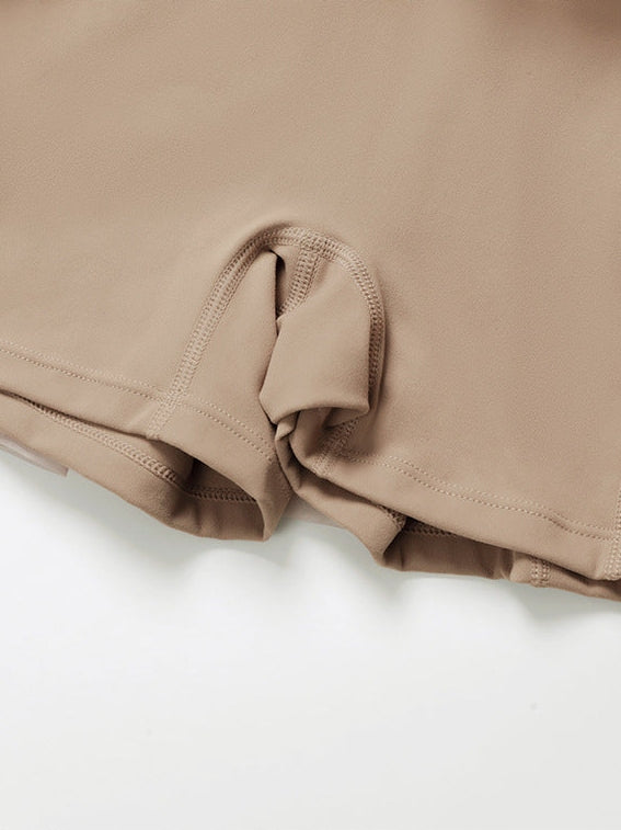 فستان رياضي مرقع