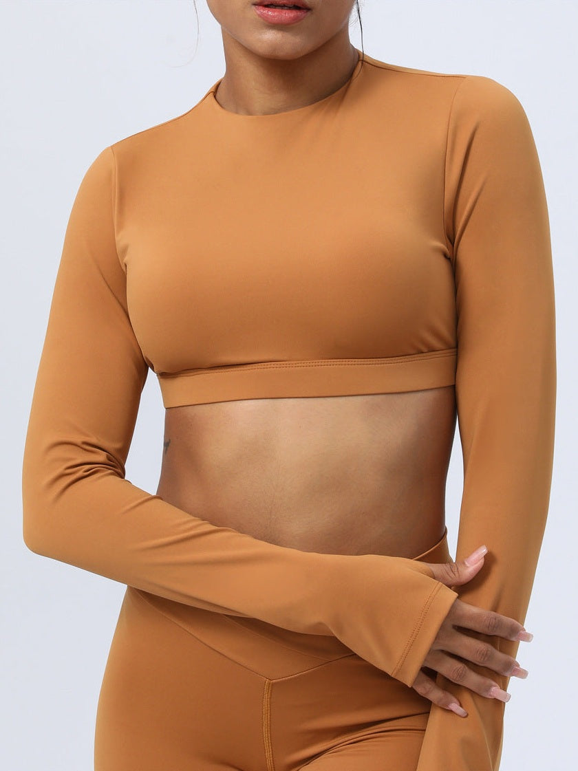 مجموعة يوغا مكشوفة الظهر بأشرطة متقاطعة