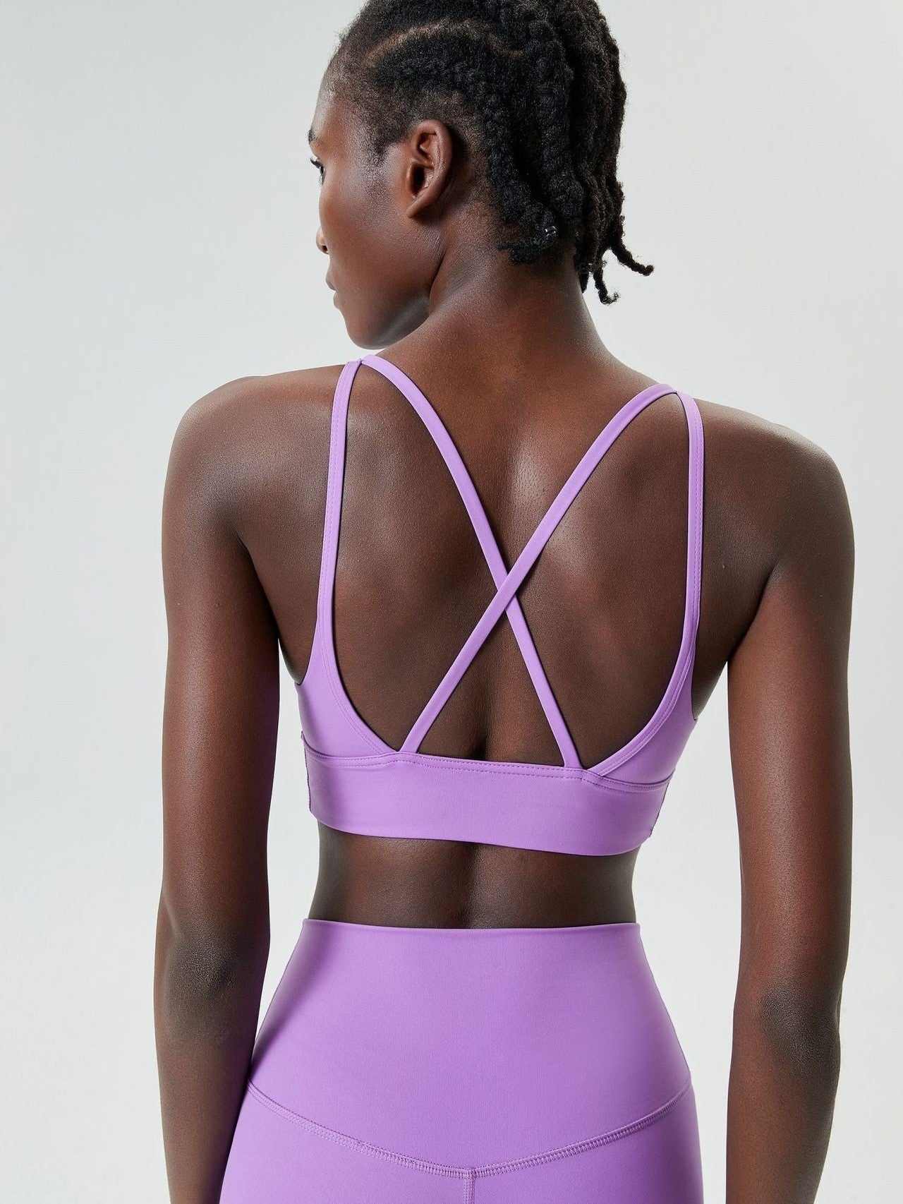 Sport-BH mit Katzenohren-Design und Tropfenform