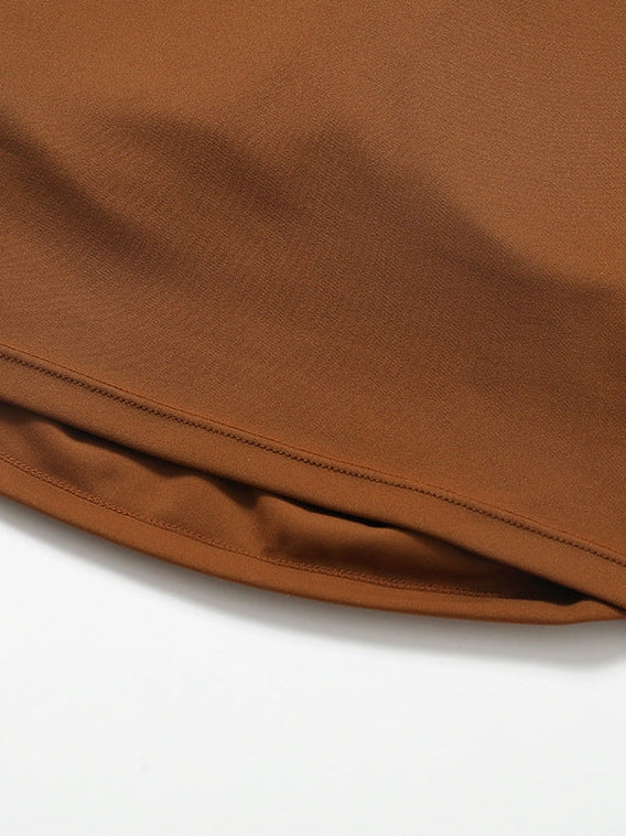 خزان قصير من Sollinarry ذو ظهر مكشكش