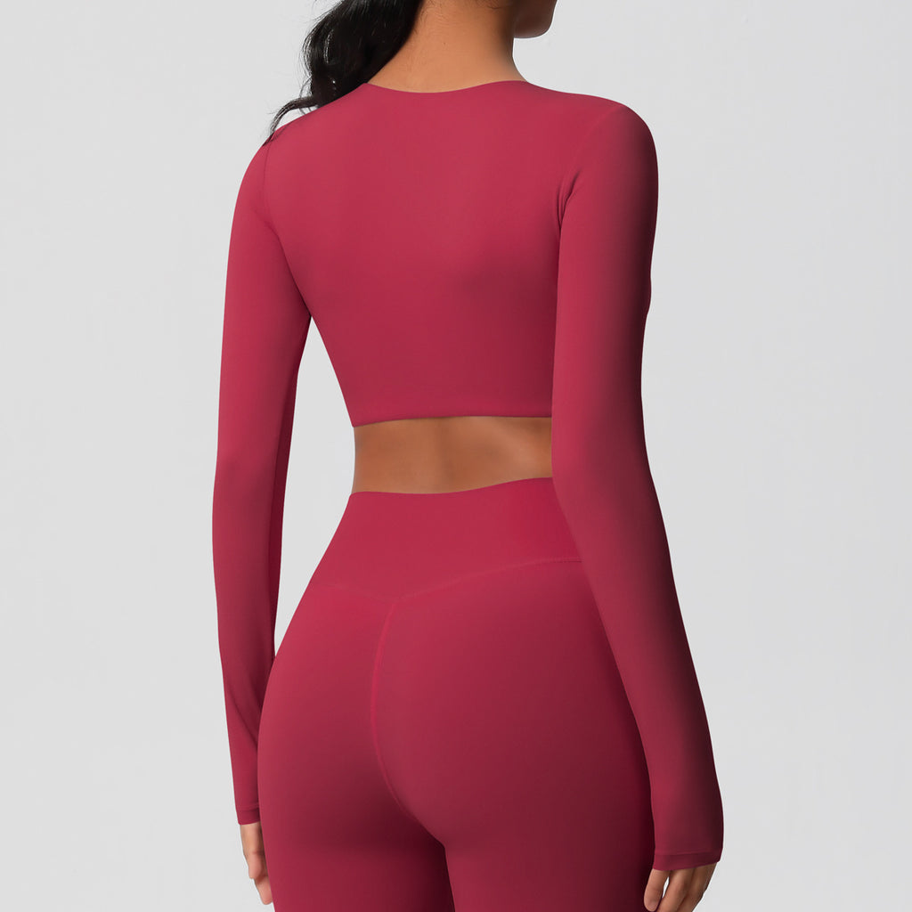 بلوزة شتوية بأكمام طويلة مع وسادة صدر